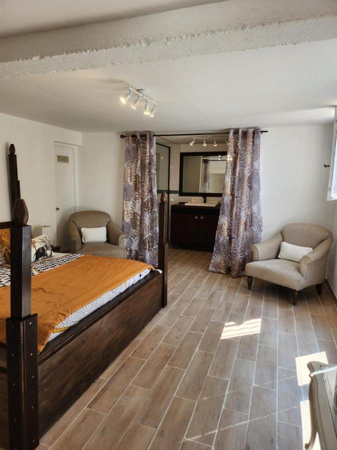 La Maison Du Petit Thomas Taradeau Dış mekan fotoğraf